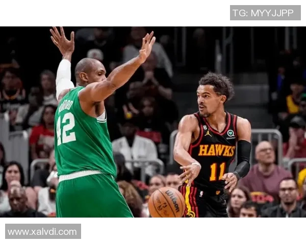 NBA老鹰与凯尔特人激战正酣谁能在季后赛中笑到最后