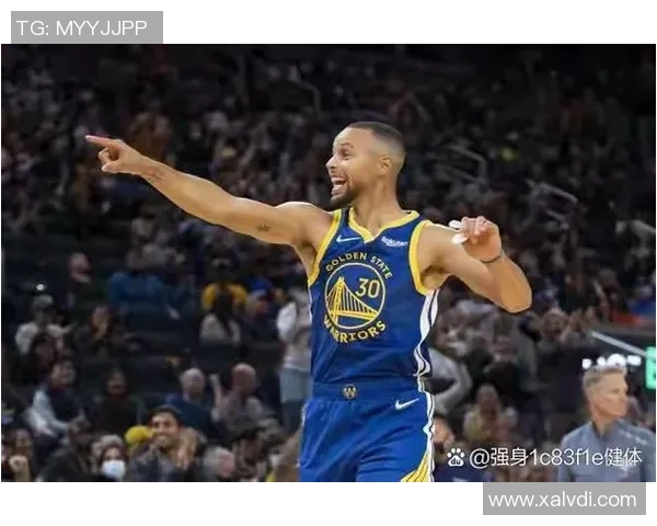 勇士与快船激战四月一日NBA经典对决回顾与精彩瞬间分析