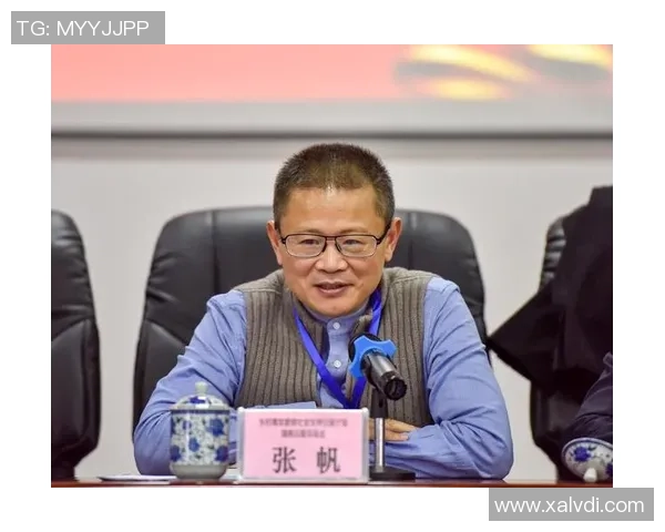 张帆：从普通青年到行业领军人物的奋斗历程与人生启示